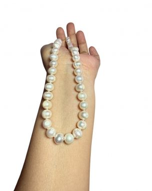 Sale sốc chuỗi ngọc trai diện đẹp ngày tết