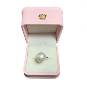 NHẪN NGỌC TAY XINH 