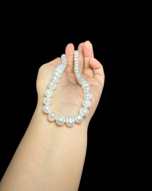 Chuỗi ngọc trai cho các nàng yêu kiểu chocker