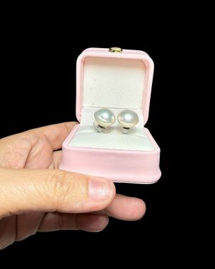 CHẠM VÀO SỰ KIÊU KỲ – SỞ HỮU NGAY ĐÔI HOA TAI NGỌC TRAI EDISON CAO CẤP