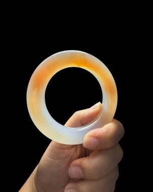 VÒNG TAY MÃ NÃO (AGATE) CAM CÁ KOI – VẺ ĐẸP HIẾM CÓ VÀ THỊNH VƯỢNG