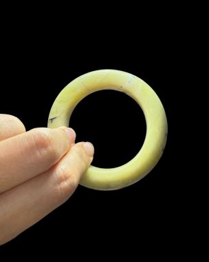 Vòng Tay Tụ Nham - Vẻ Đẹp May Mắn 