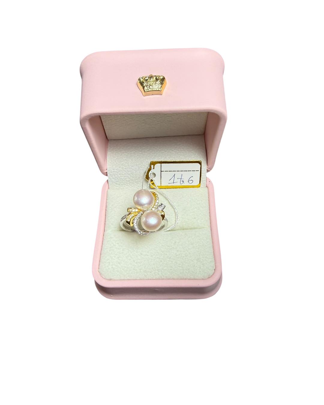 NHẪN NGỌC TAY XINH 